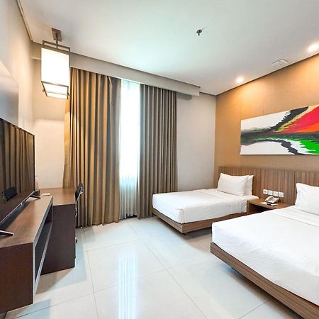 Savana Hotel & Convention Malang Extérieur photo