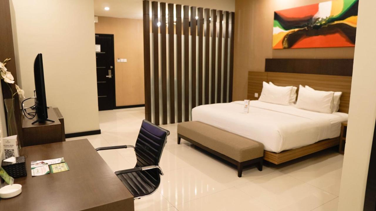 Savana Hotel & Convention Malang Extérieur photo