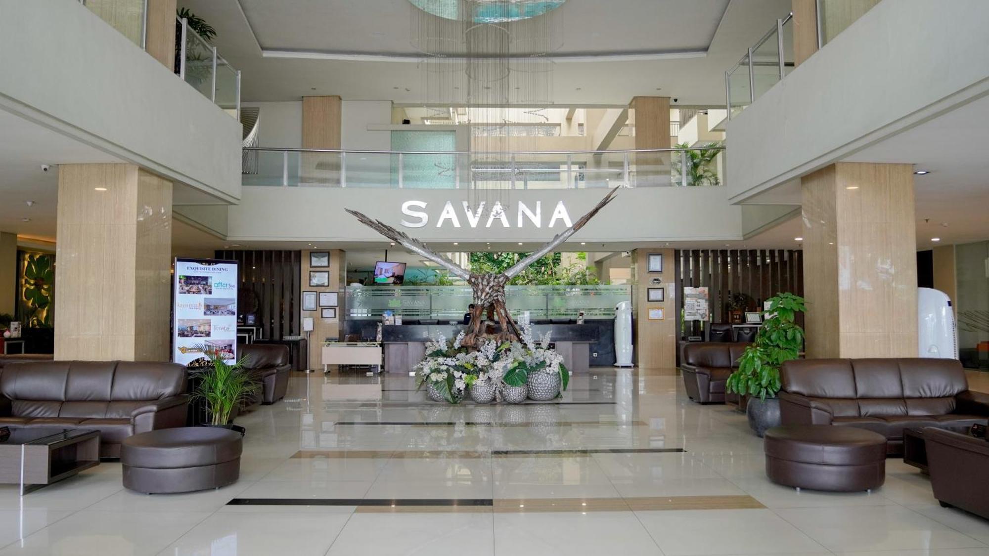 Savana Hotel & Convention Malang Extérieur photo